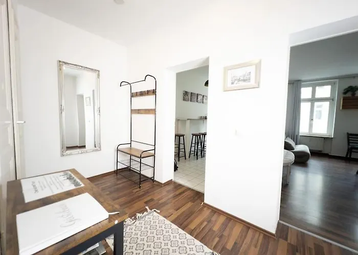 Apartment Shabby Chic Im Hippen Reudnitz - Zentral&ruhig *